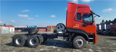 Trailer Truck Head 2024 Hot Sale Heavy Duty Truck Sinotruck Sinotruk Dongfeng 6*4 Camera 10 ACC Αυτόματη αναστολή αέρα ΥΦΑ